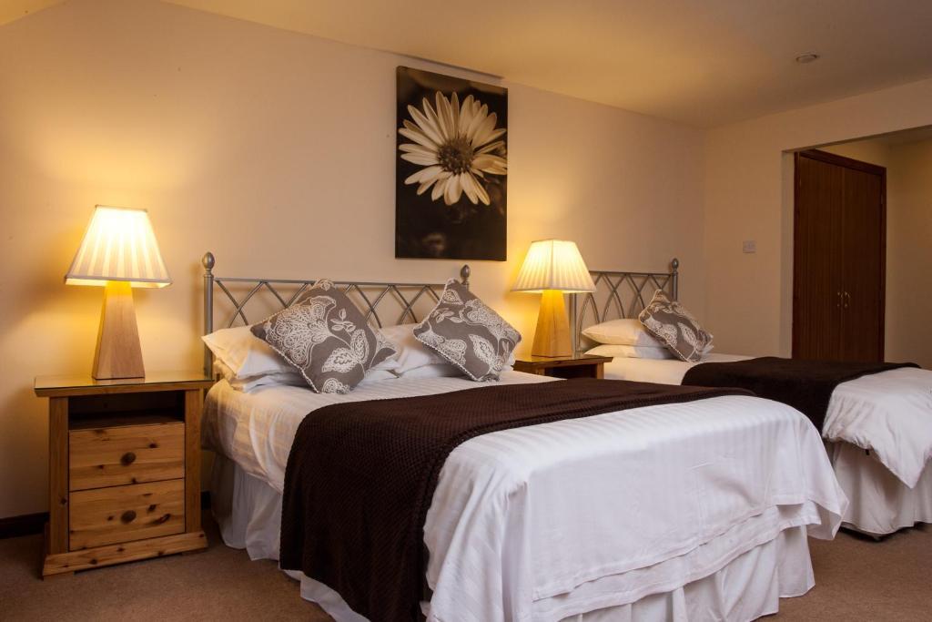 Dunhallin House Inverness Room photo